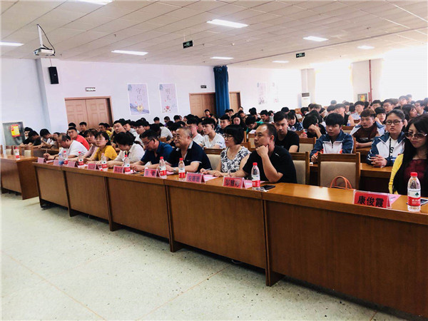我院“迎冬奥 赞家乡”主题演讲比赛圆满举行