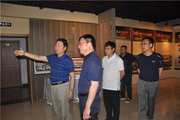 沧州市盐山县教育考察团赴我院学习考察
